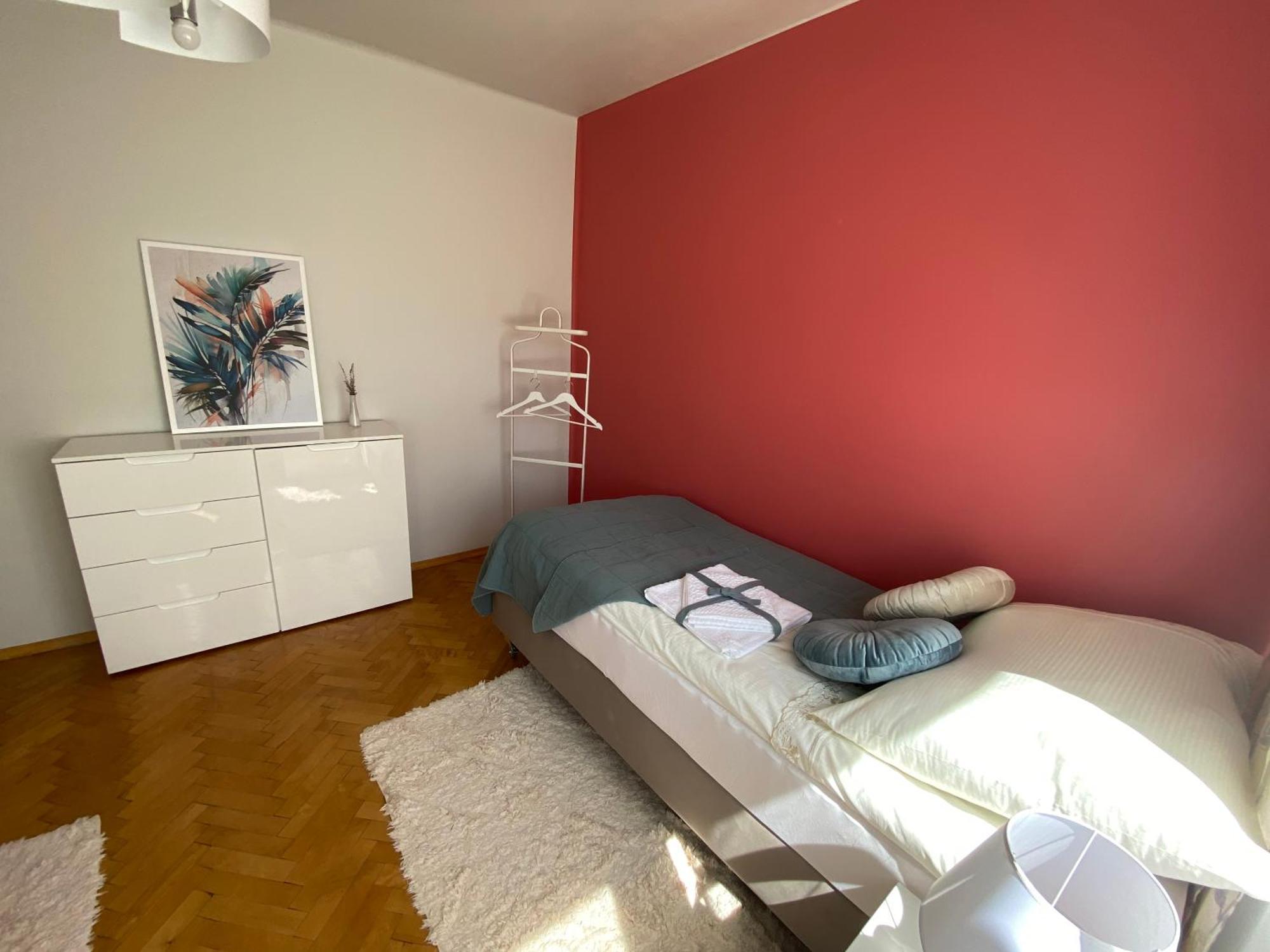 Przytulny Dom Pod Jabloniami Przy Targach Kielce Villa Екстериор снимка