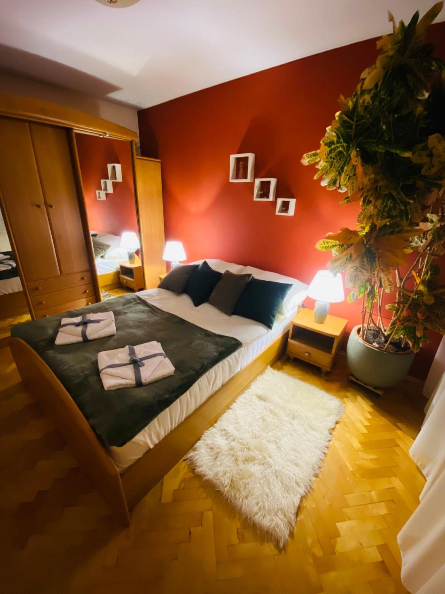 Przytulny Dom Pod Jabloniami Przy Targach Kielce Villa Екстериор снимка